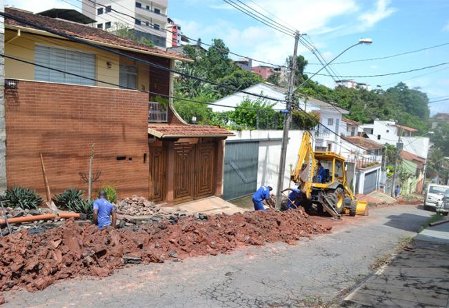 SAAE contrata empresa para recomposição da Rua Padre Horácio Borges em asfalto quente